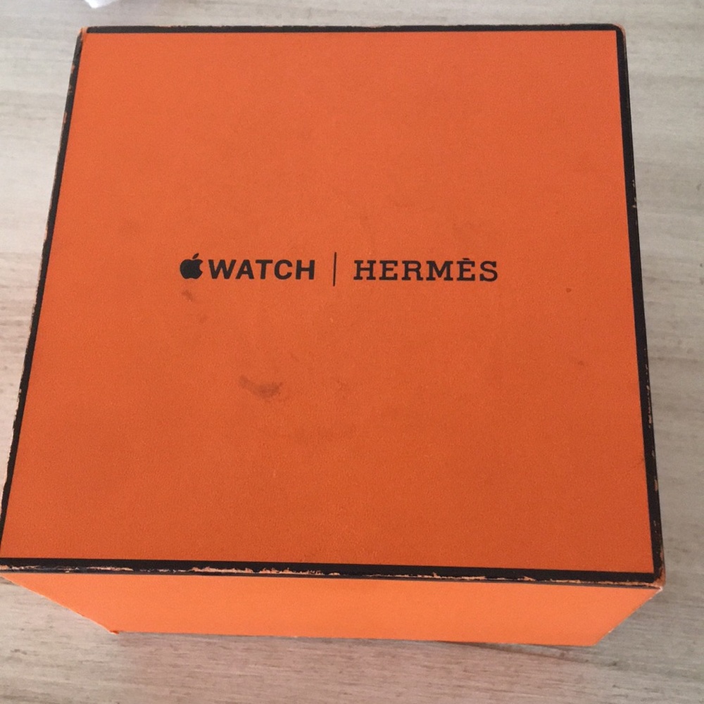 Hermès Apple Watch (used/broken)